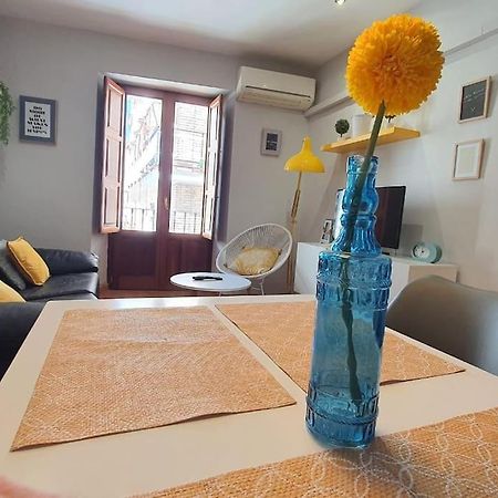 Aloja T Elvira Apartment Granada Ngoại thất bức ảnh
