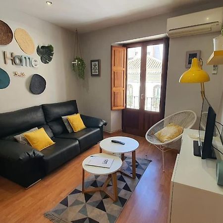 Aloja T Elvira Apartment Granada Ngoại thất bức ảnh