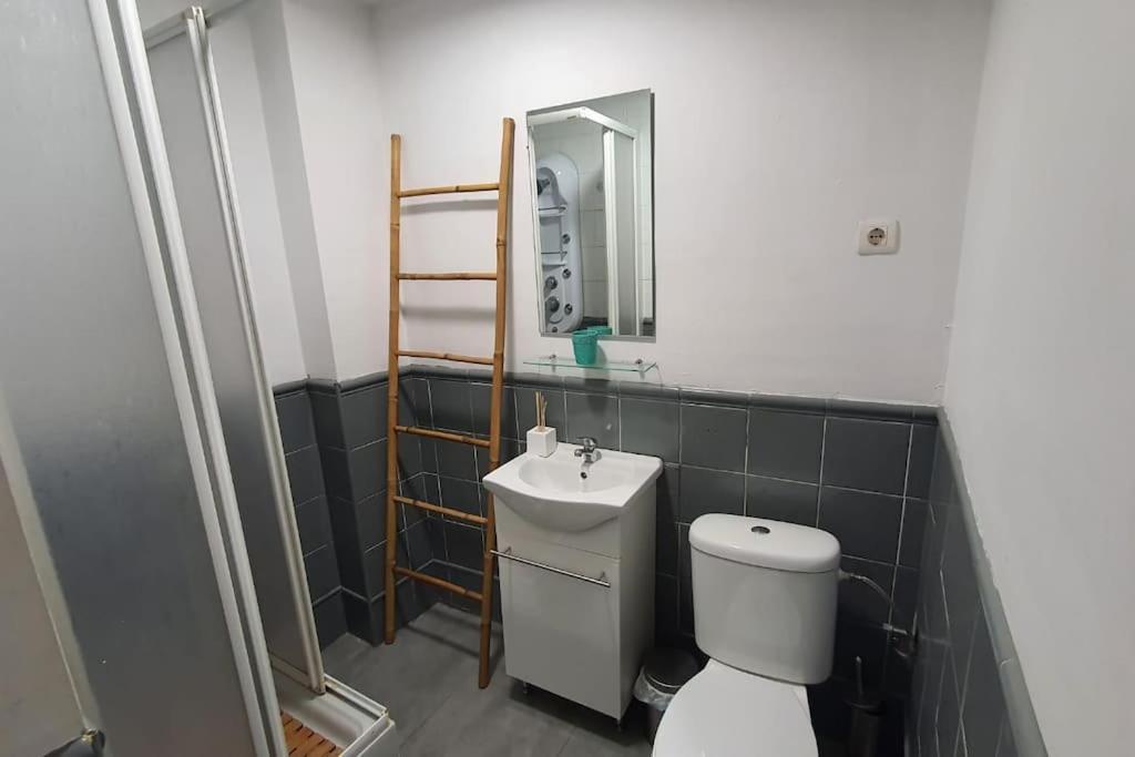 Aloja T Elvira Apartment Granada Ngoại thất bức ảnh