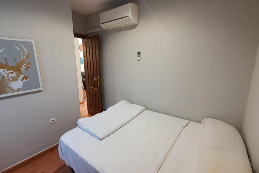 Aloja T Elvira Apartment Granada Ngoại thất bức ảnh