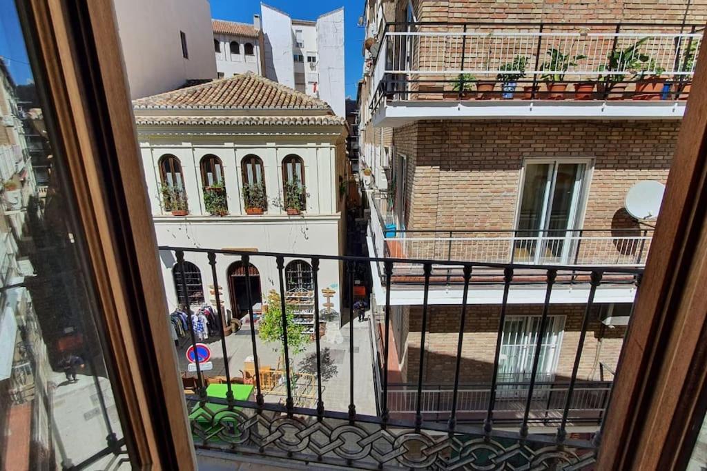 Aloja T Elvira Apartment Granada Ngoại thất bức ảnh