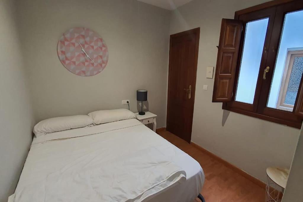 Aloja T Elvira Apartment Granada Ngoại thất bức ảnh