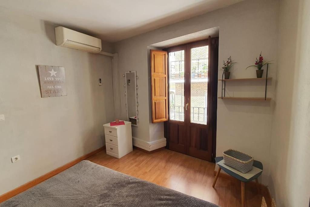 Aloja T Elvira Apartment Granada Ngoại thất bức ảnh